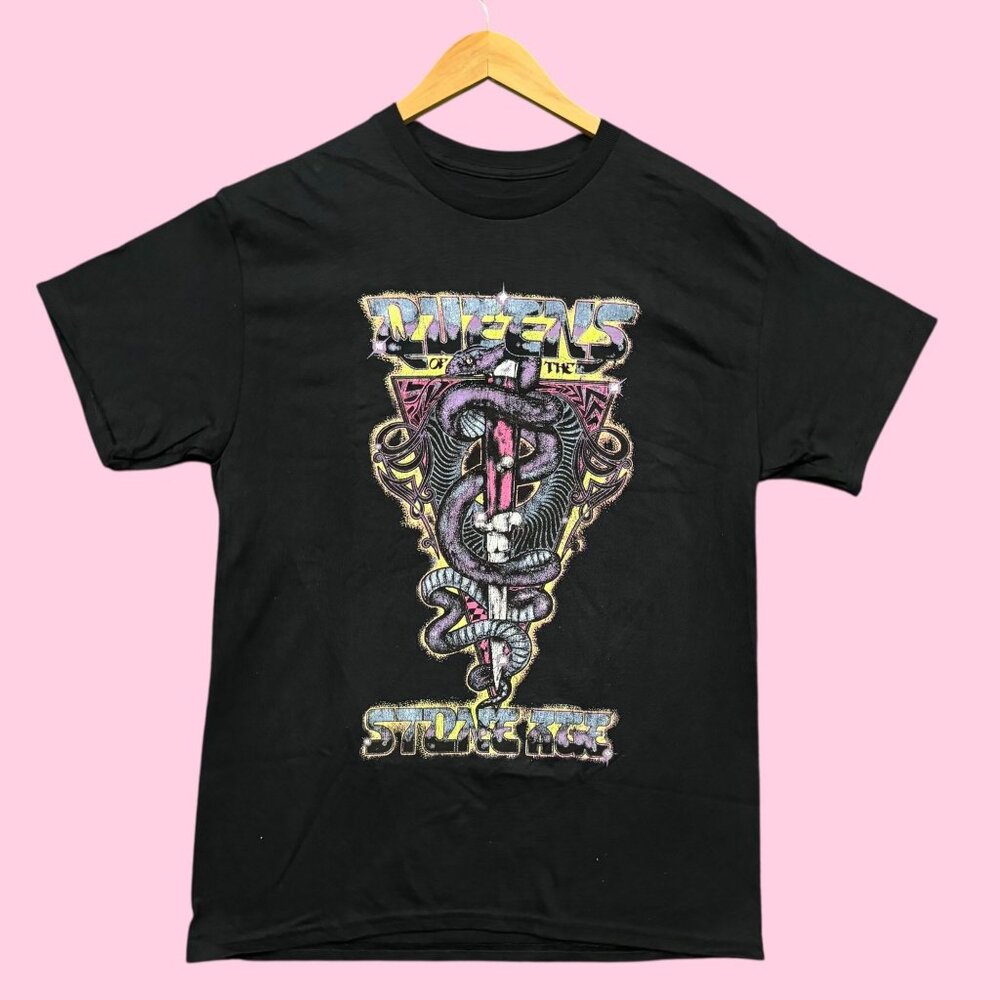 Queens of the Stone Age Viper Knife Rock Band Tee M